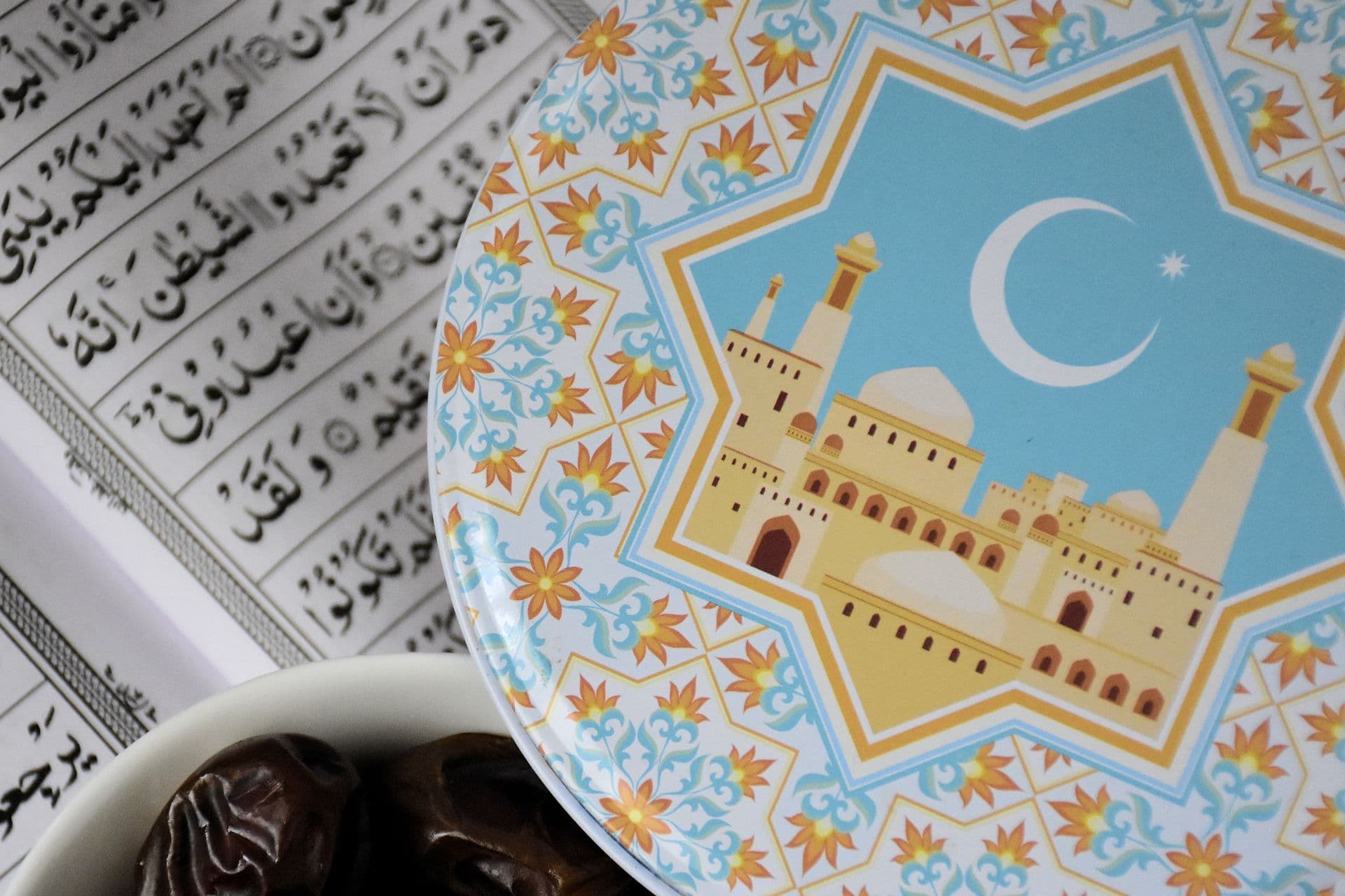 Ramadan Travel Guide: Tips for Fasting While Traveling Abroad